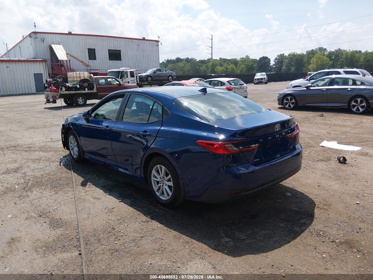 2026 TOYOTA CAMRY LE · 3/11