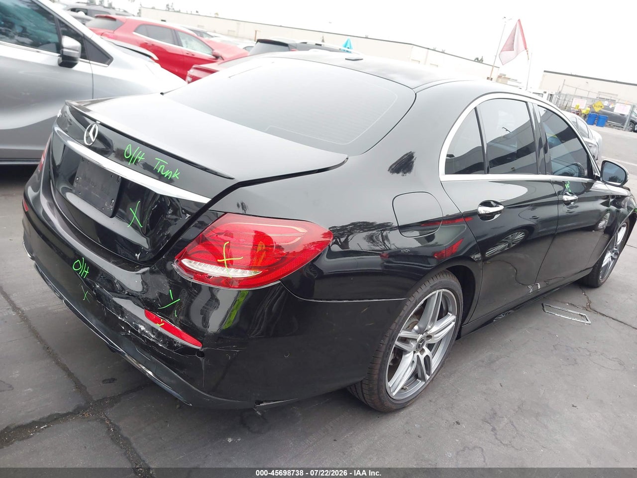 2018 MERCEDES-BENZ E 300 · 4/11