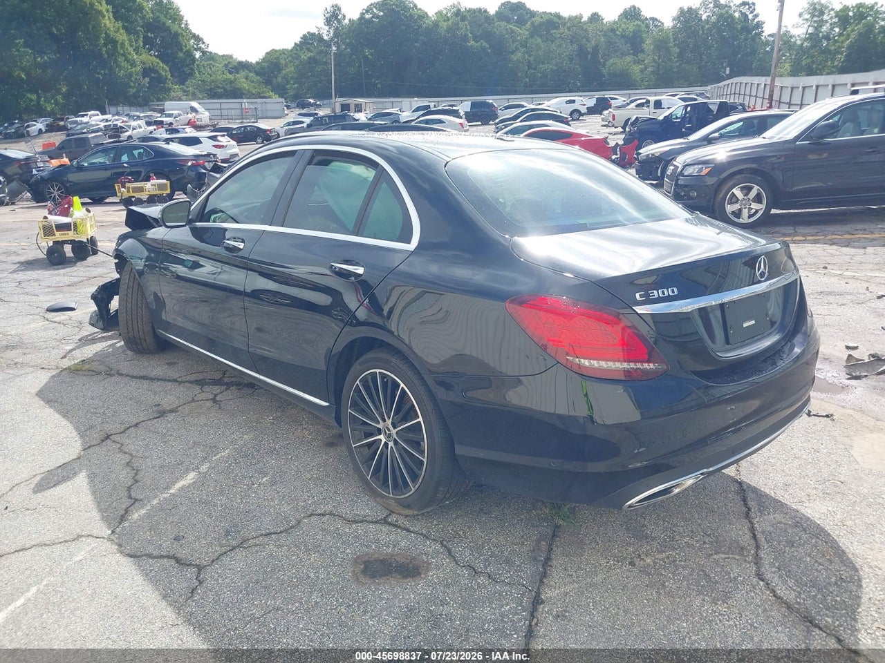 2021 MERCEDES-BENZ C 300 SEDAN · 3/10