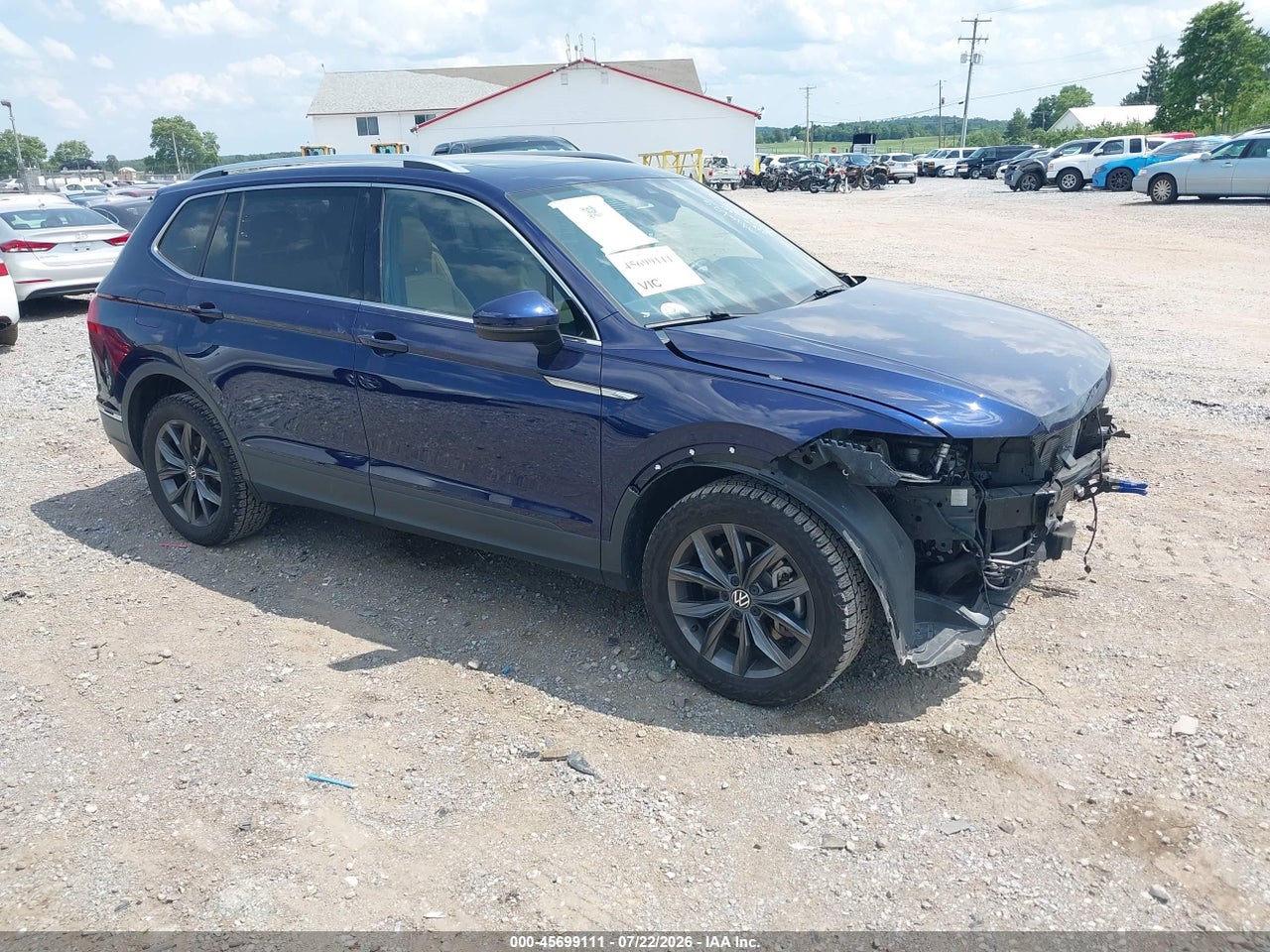 3VV2B7AX7NM****** · 2022 VOLKSWAGEN TIGUAN 2.0T SE