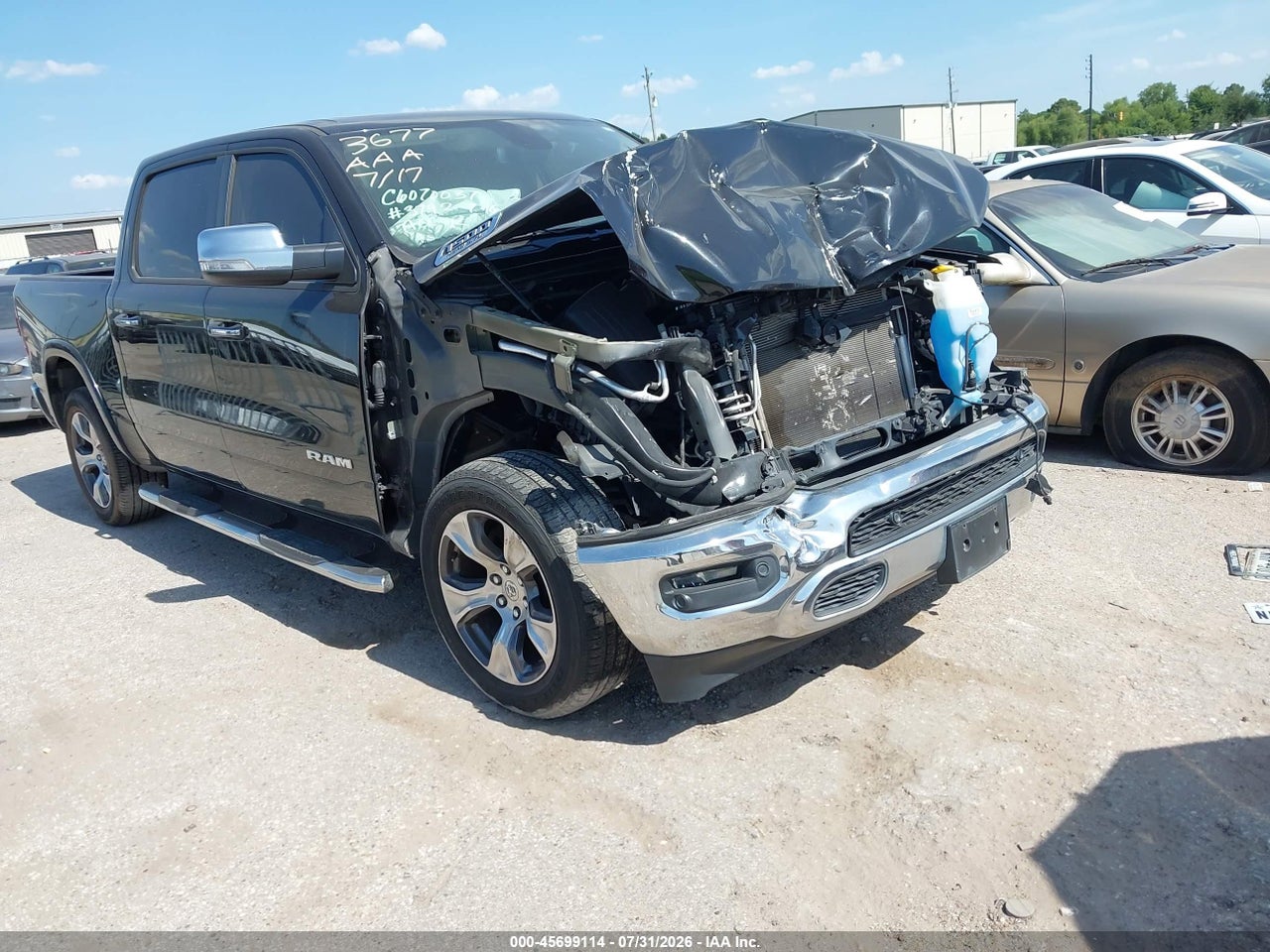 2020 RAM 1500 LARAMIE 4X2 5'7 BOX