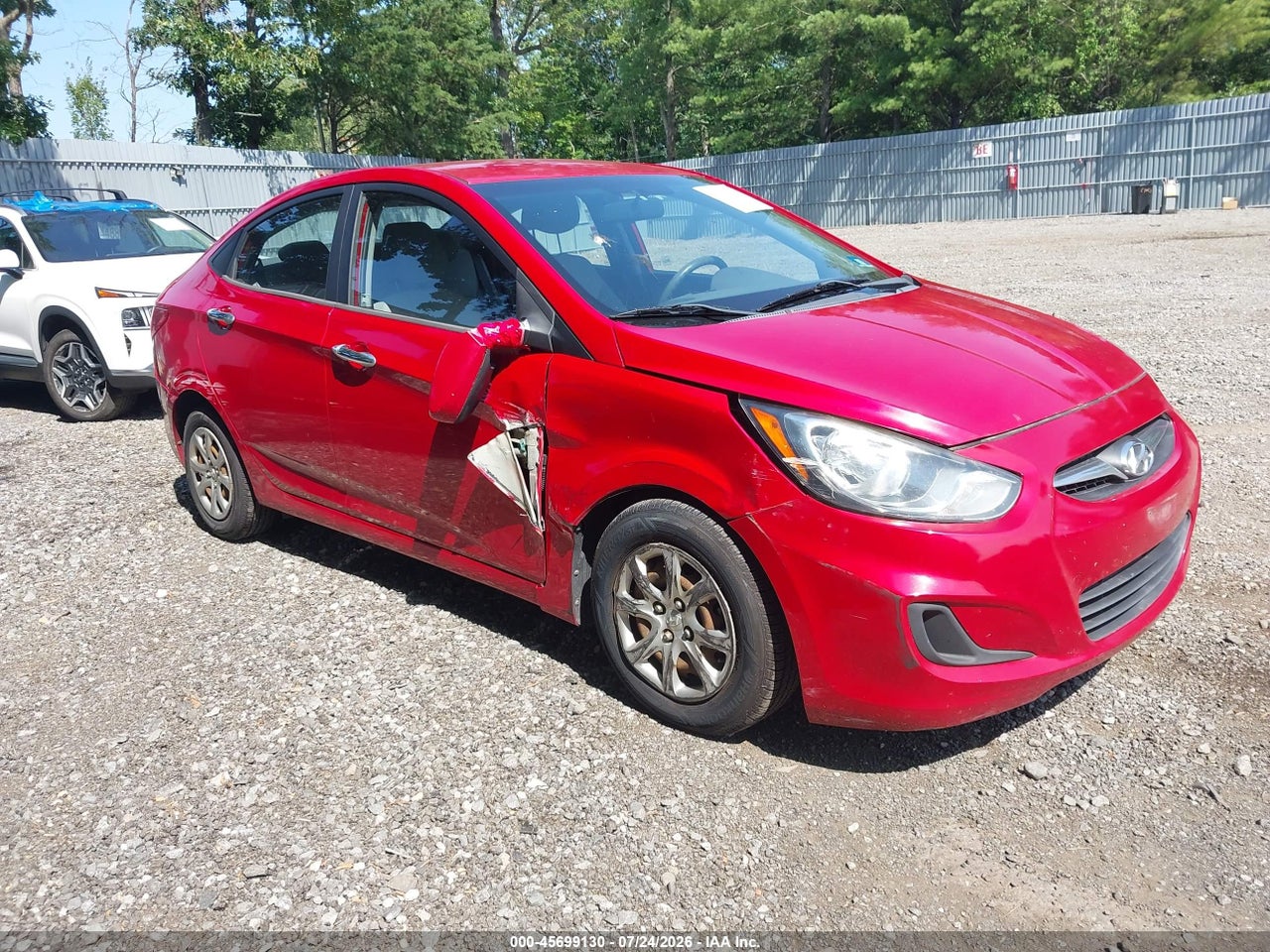 KMHCT4AE8DU****** · 2013 HYUNDAI ACCENT GLS