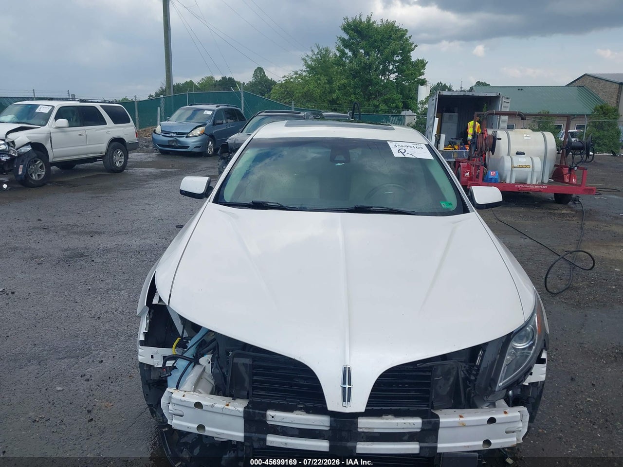1LNHL9DK7FG****** · 2015 LINCOLN MKS   · 6/11