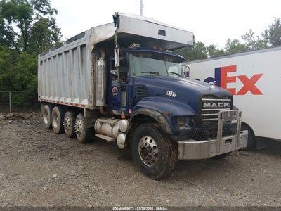 2007 MACK 700 CV700