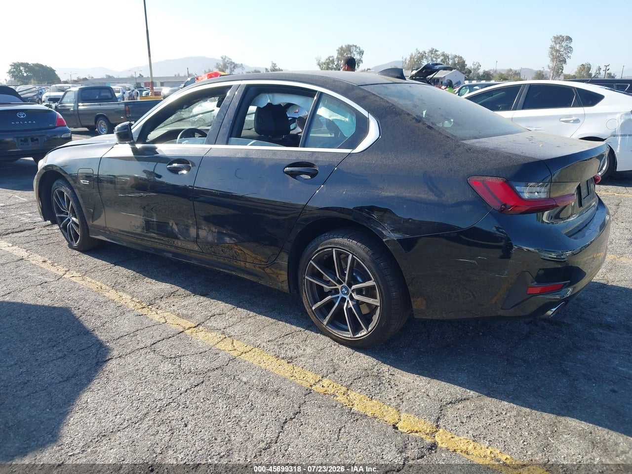 2022 BMW 330E · 3/10