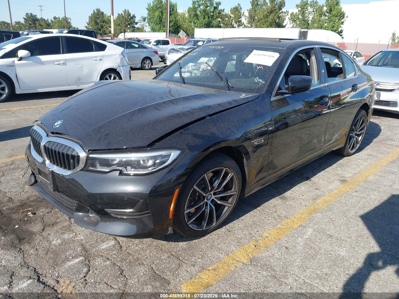 2022 BMW 330E · 2/10
