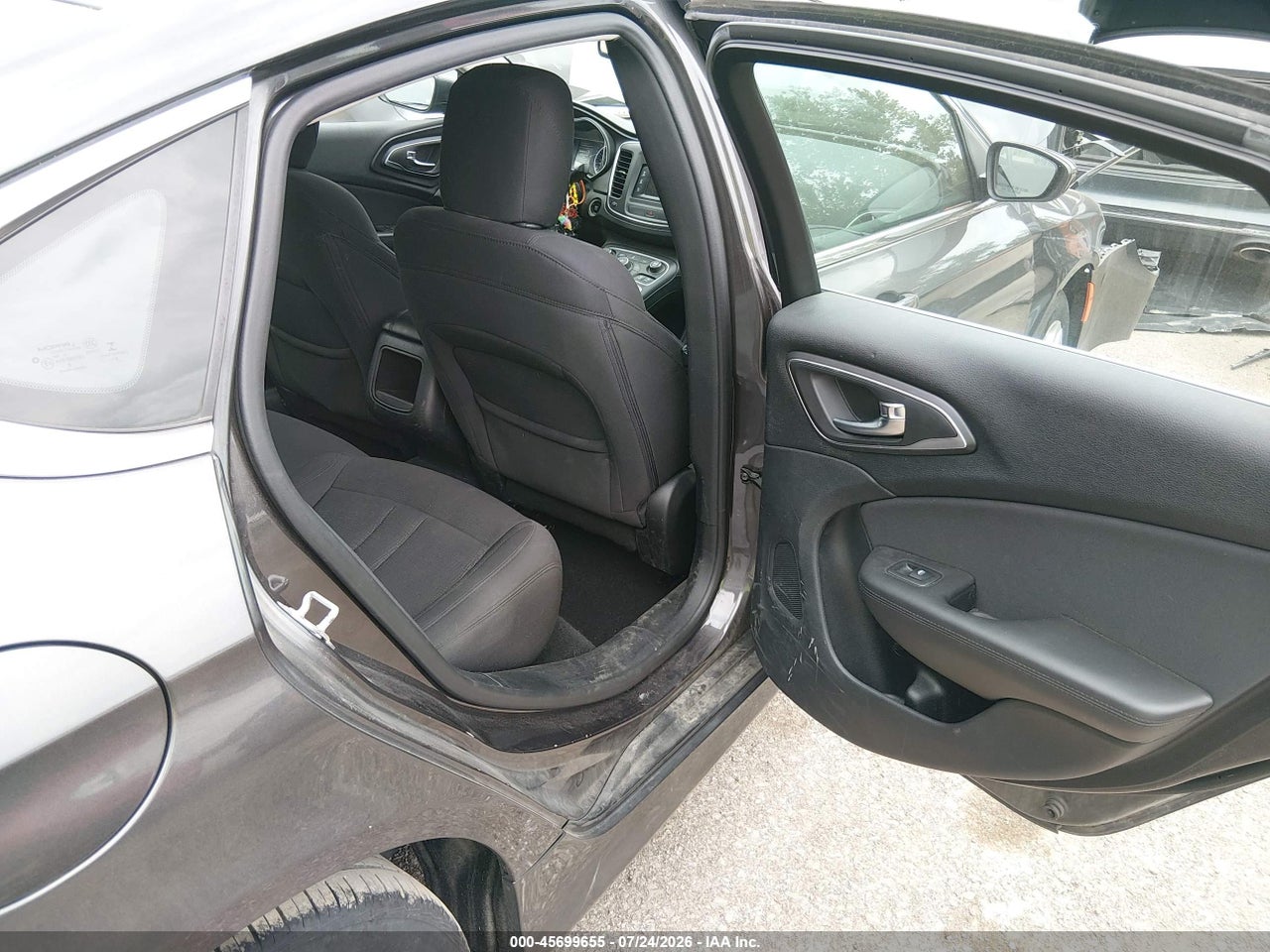 1C3CCCAB8FN****** · 2015 CHRYSLER 200 LIMITED · 8/11