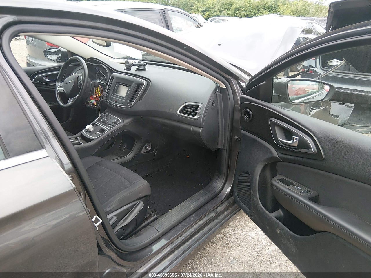 1C3CCCAB8FN****** · 2015 CHRYSLER 200 LIMITED · 5/11