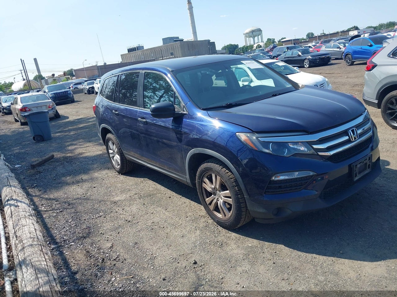 5FNYF6H14HB****** · 2017 HONDA PILOT LX