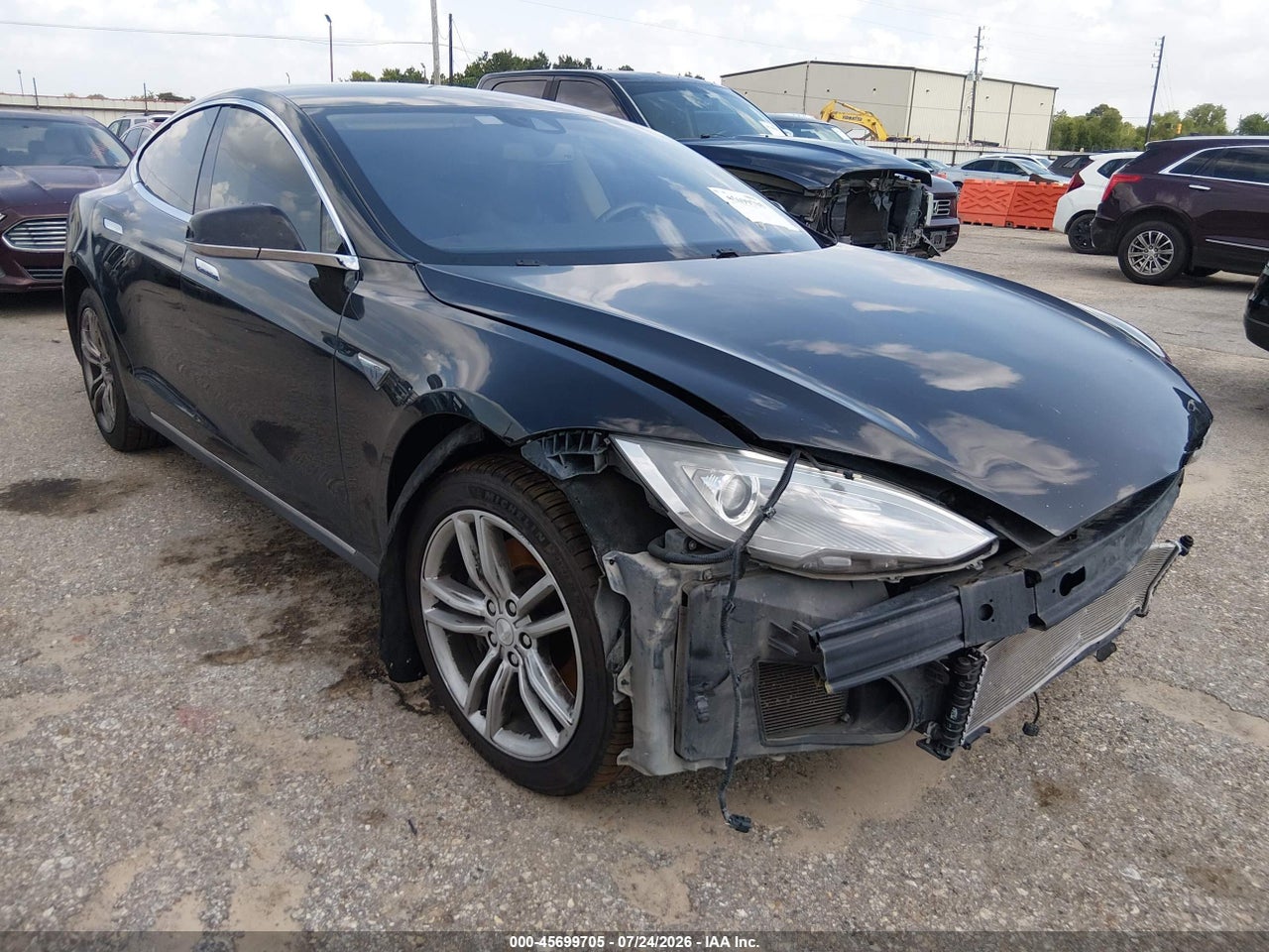 5YJSA1H16EF****** · 2014 TESLA MODEL S P85