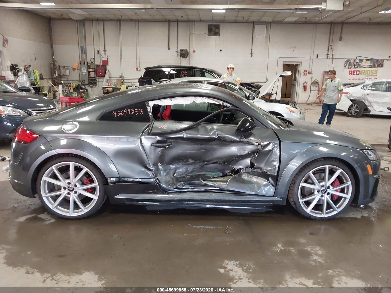 2019 AUDI TTS 2.0T · 6/11