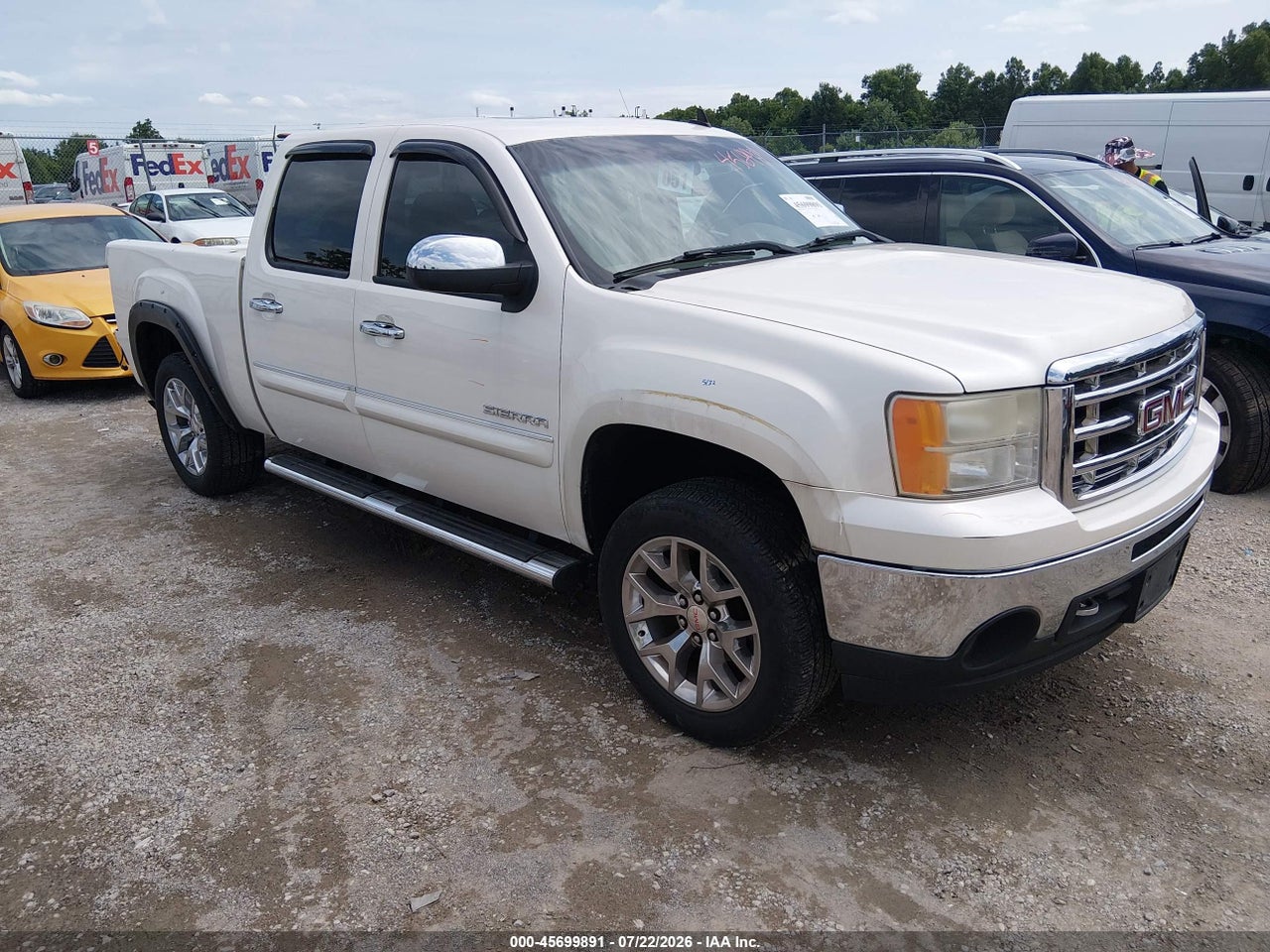 3GTP2WE31BG****** · 2011 GMC SIERRA 1500 SLT