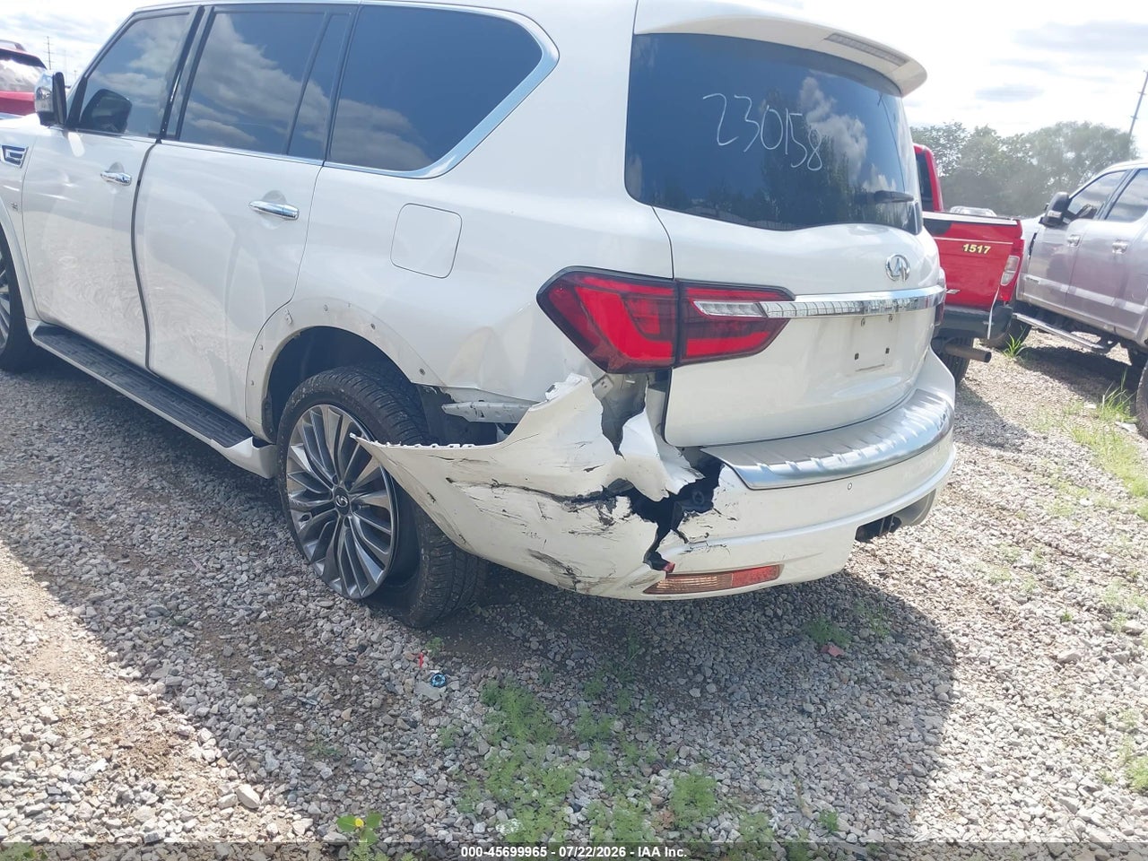 2019 INFINITI QX80 LUXE · 6/11