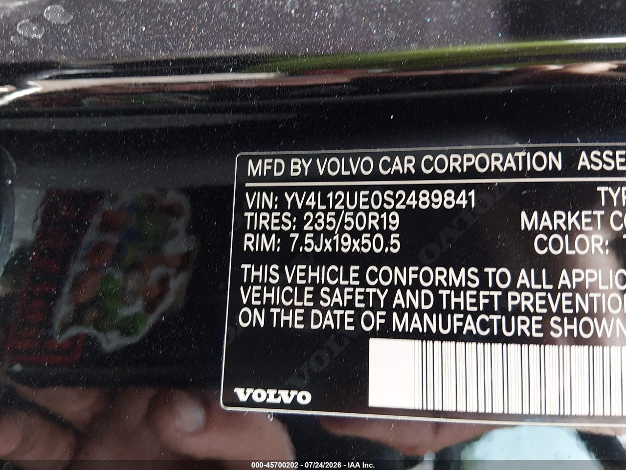 YV4L12UE0S2****** · 2025 VOLVO XC40 B5 PLUS BRIGHT THEME · 9/11