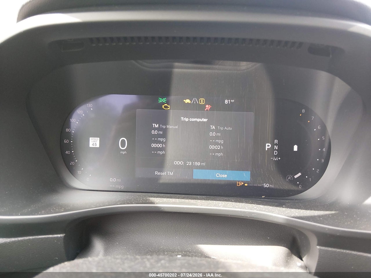 YV4L12UE0S2****** · 2025 VOLVO XC40 B5 PLUS BRIGHT THEME · 7/11
