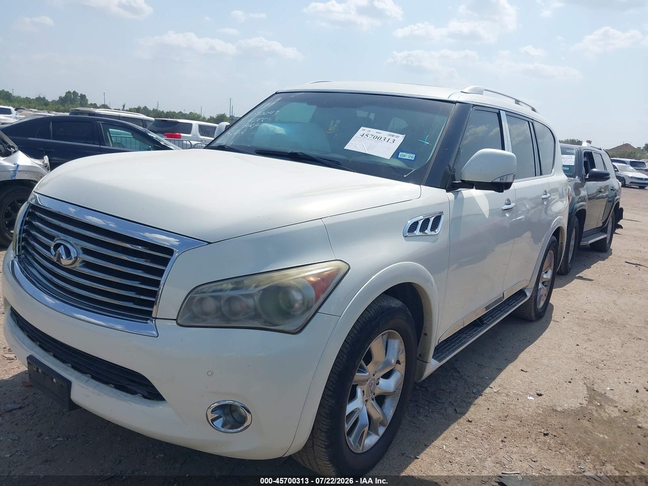 2013 INFINITI QX56 · 2/11