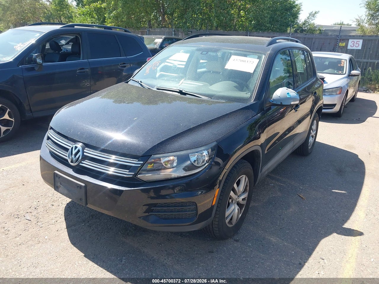 2016 VOLKSWAGEN TIGUAN S · 2/11