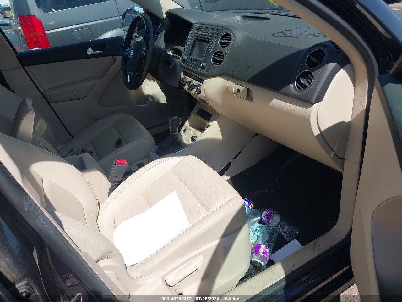 2016 VOLKSWAGEN TIGUAN S · 5/11