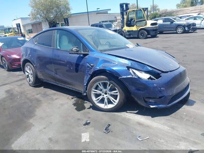 7SAYGDED7PF****** · 2023 TESLA MODEL Y RWD