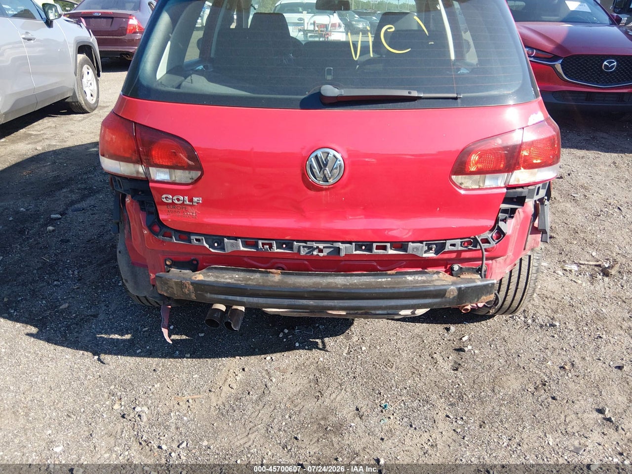 2013 VOLKSWAGEN GOLF 2.5L 4-DOOR · 6/8