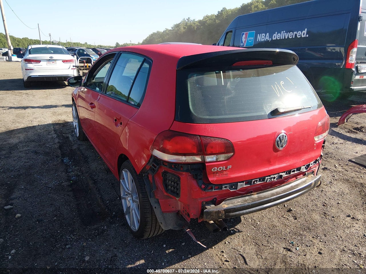 2013 VOLKSWAGEN GOLF 2.5L 4-DOOR · 3/8