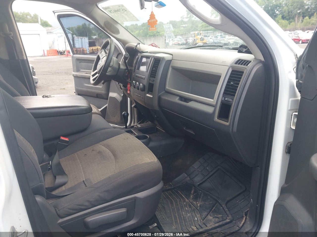 2011 RAM RAM 2500 ST · 5/11