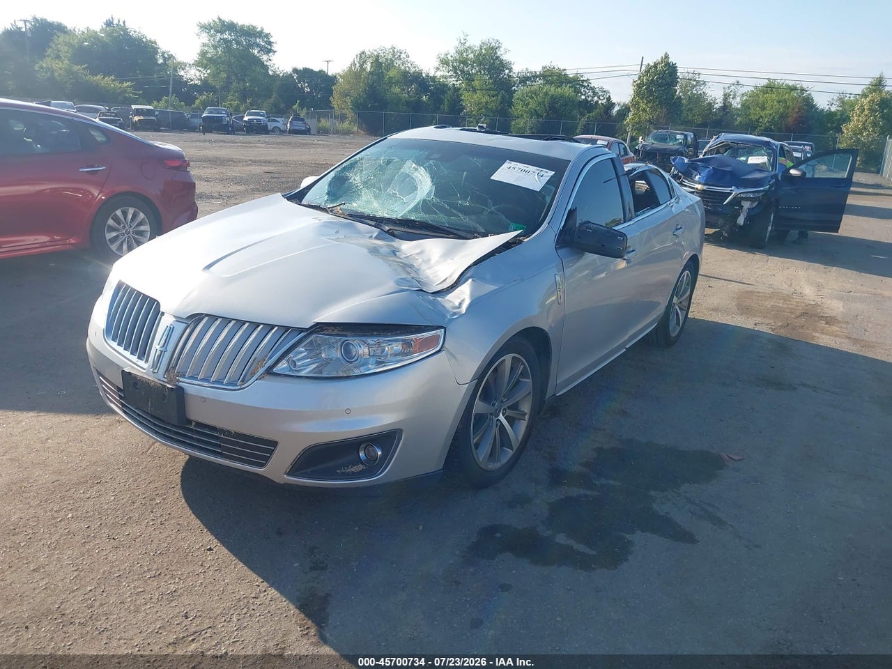 1LNHM93R49G****** · 2009 LINCOLN MKS   · 2/11