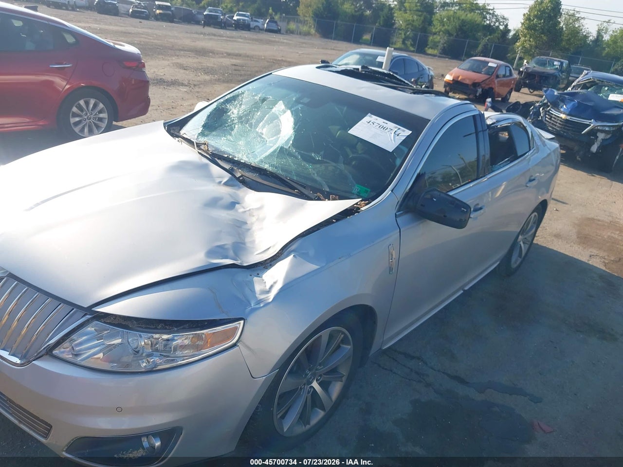 1LNHM93R49G****** · 2009 LINCOLN MKS   · 6/11