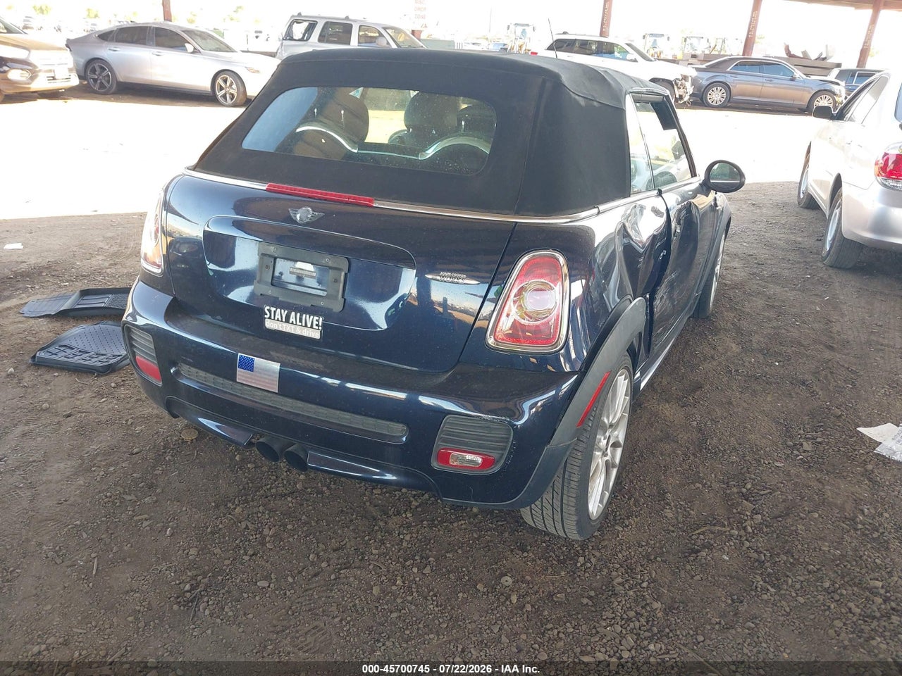 2013 MINI CONVERTIBLE JOHN COOPER WORKS · 4/11