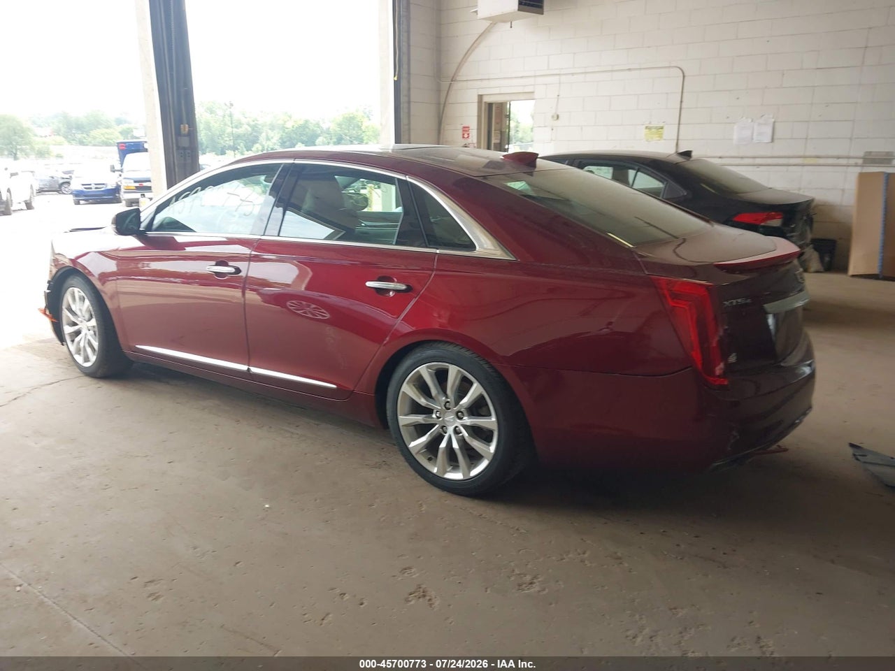 2016 CADILLAC XTS LUXURY COLLECTION · 3/10