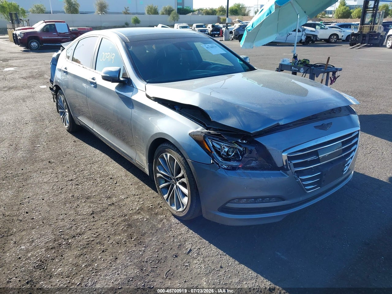 KMHGN4JE4GU****** · 2016 HYUNDAI GENESIS 3.8