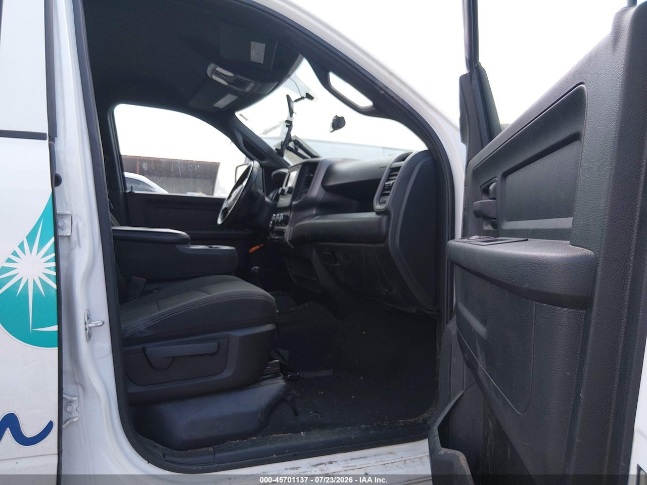 2023 RAM 2500 TRADESMAN  4X4 8' BOX · 5/10