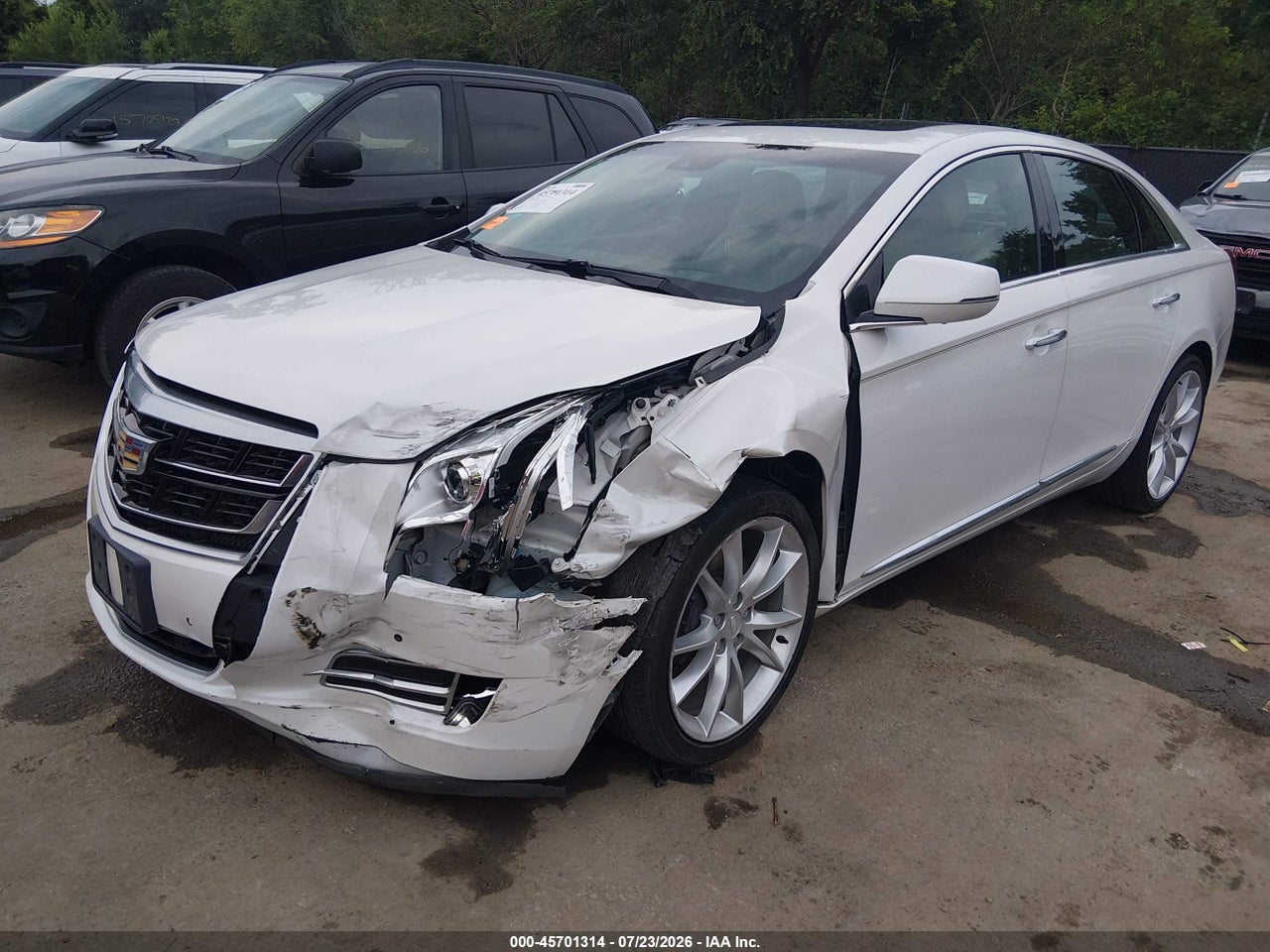 2016 CADILLAC XTS PREMIUM COLLECTION · 2/11