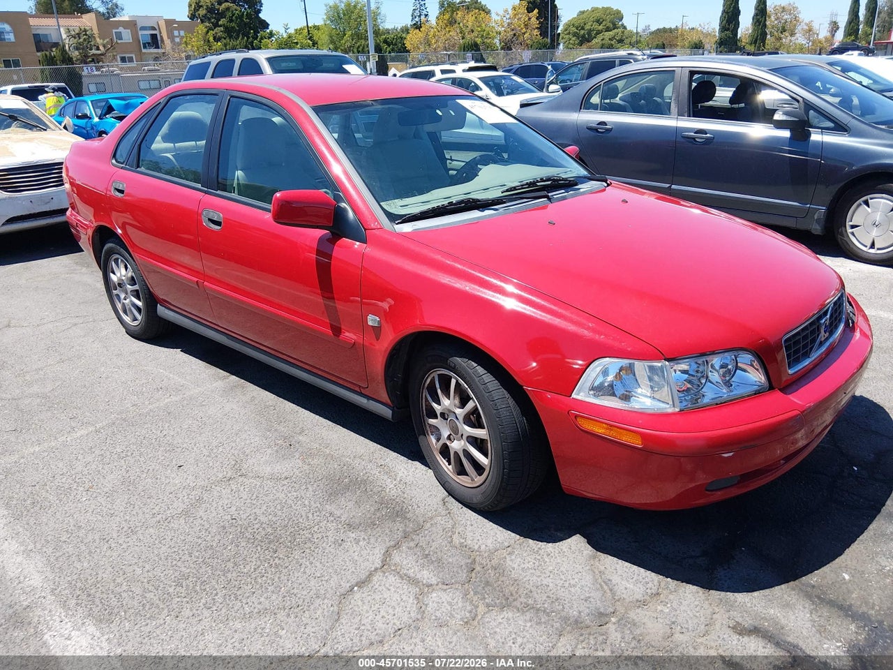YV1VS27533F****** · 2003 VOLVO S40 A