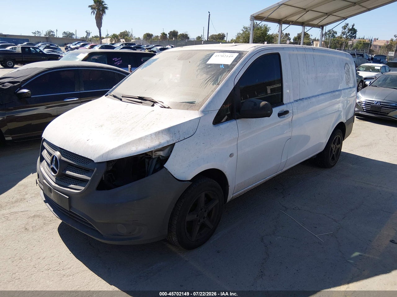 2017 MERCEDES-BENZ METRIS · 2/11