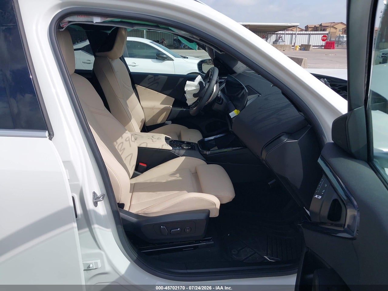 2025 BMW X3 30 XDRIVE · 5/10