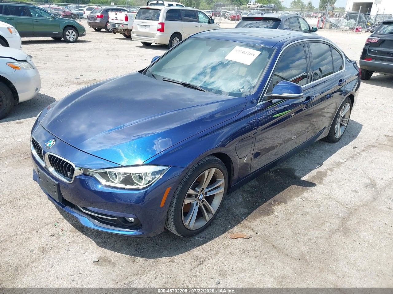 2018 BMW 330E IPERFORMANCE · 2/11