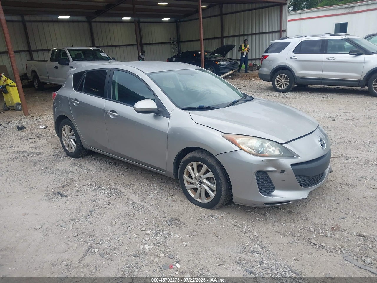 JM1BL1L72D1****** · 2013 MAZDA MAZDA3