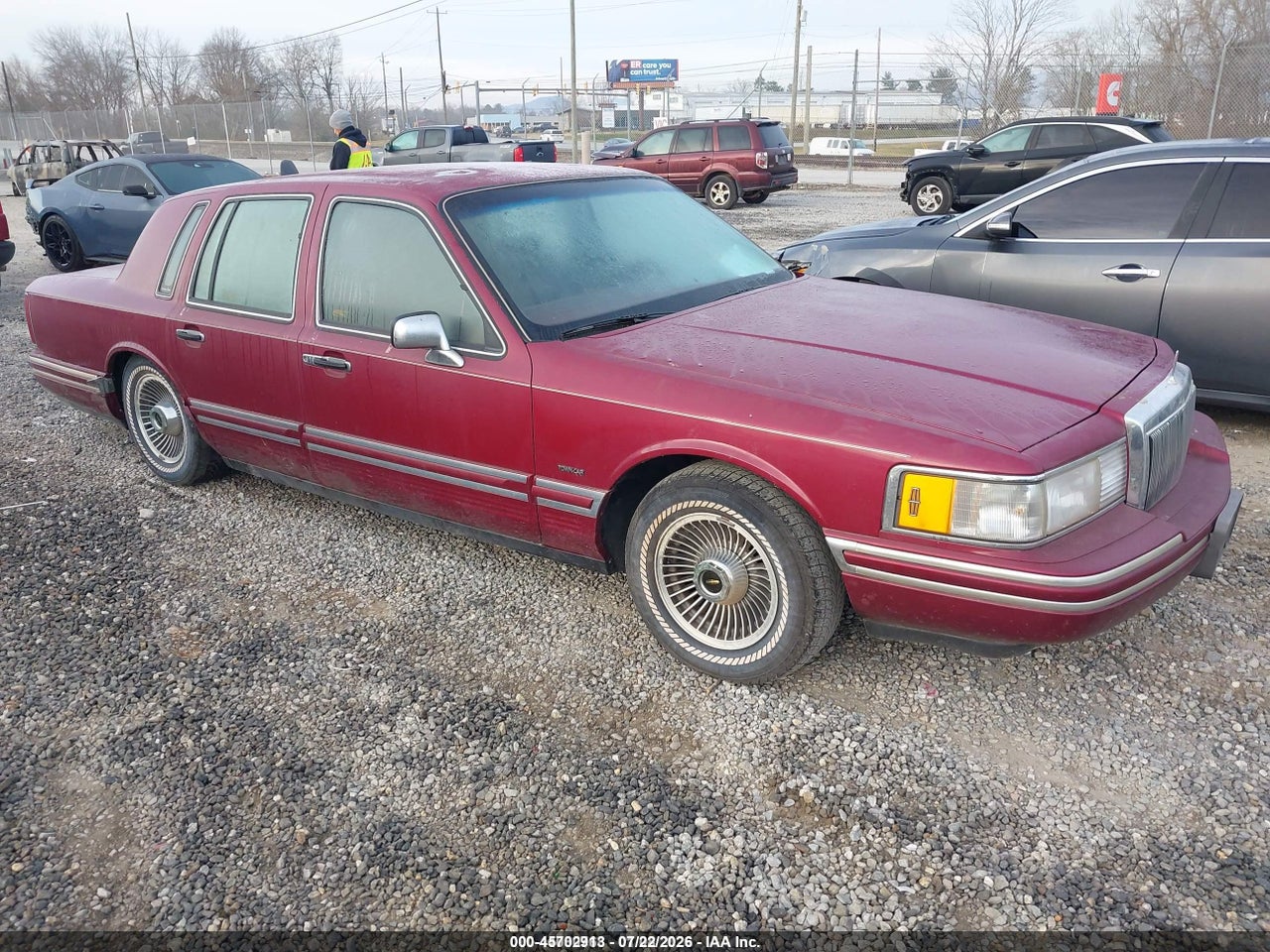 1992 LINCOLN TOWN CAR EXECUTIVE