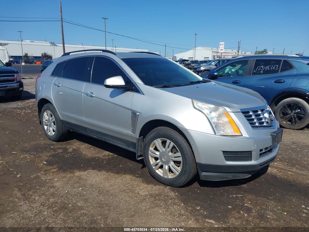 3GYFNAE3XGS****** · 2016 CADILLAC SRX STANDARD