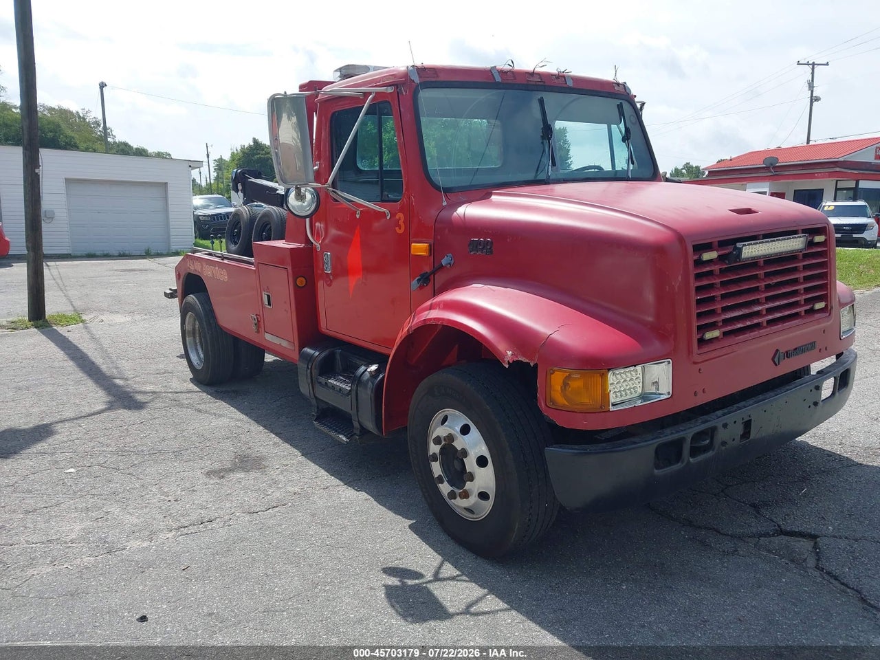 1HTSCABK3TH****** · 1996 INTERNATIONAL 4000 4700