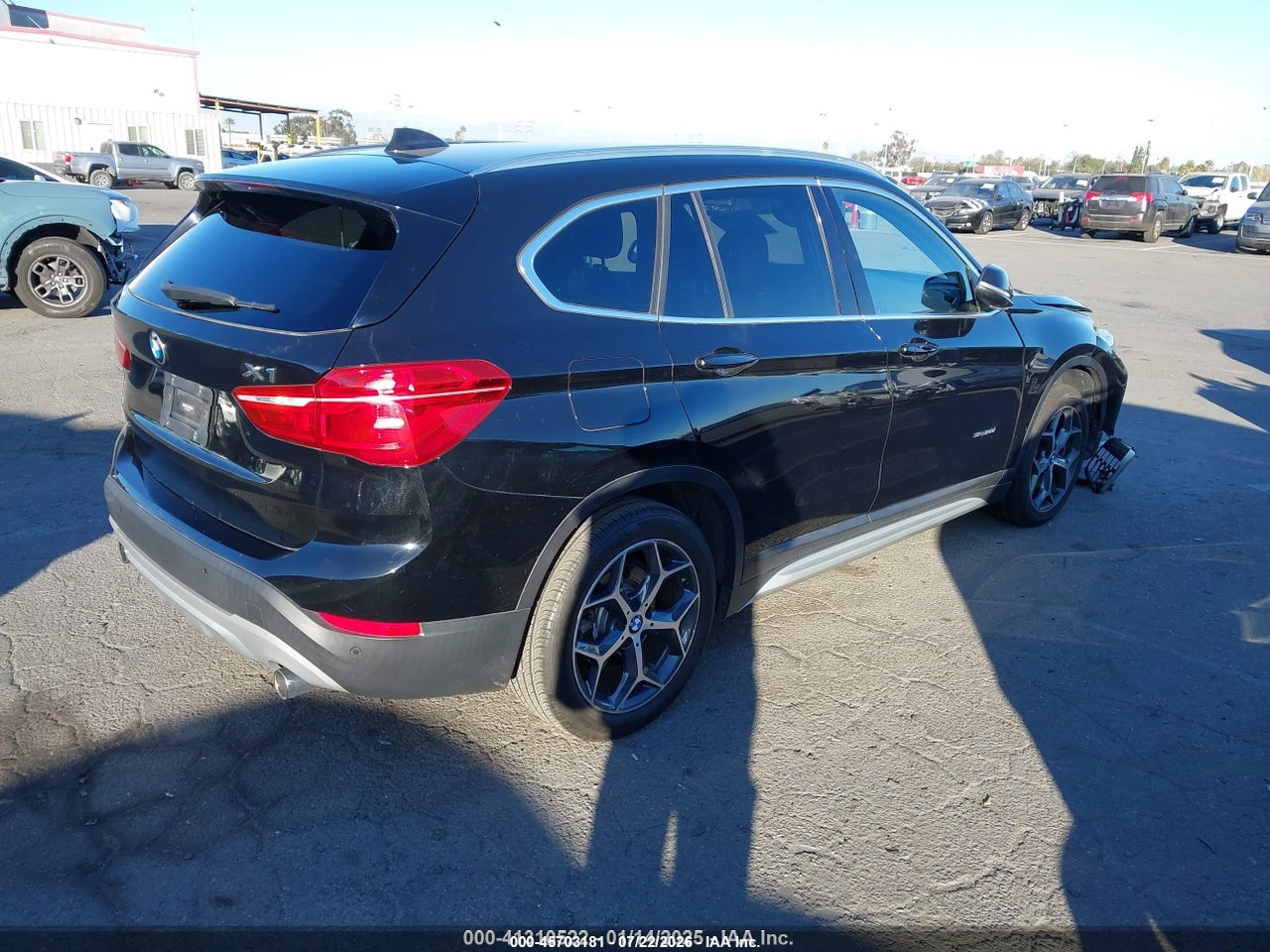 2017 BMW X1 · 4/11