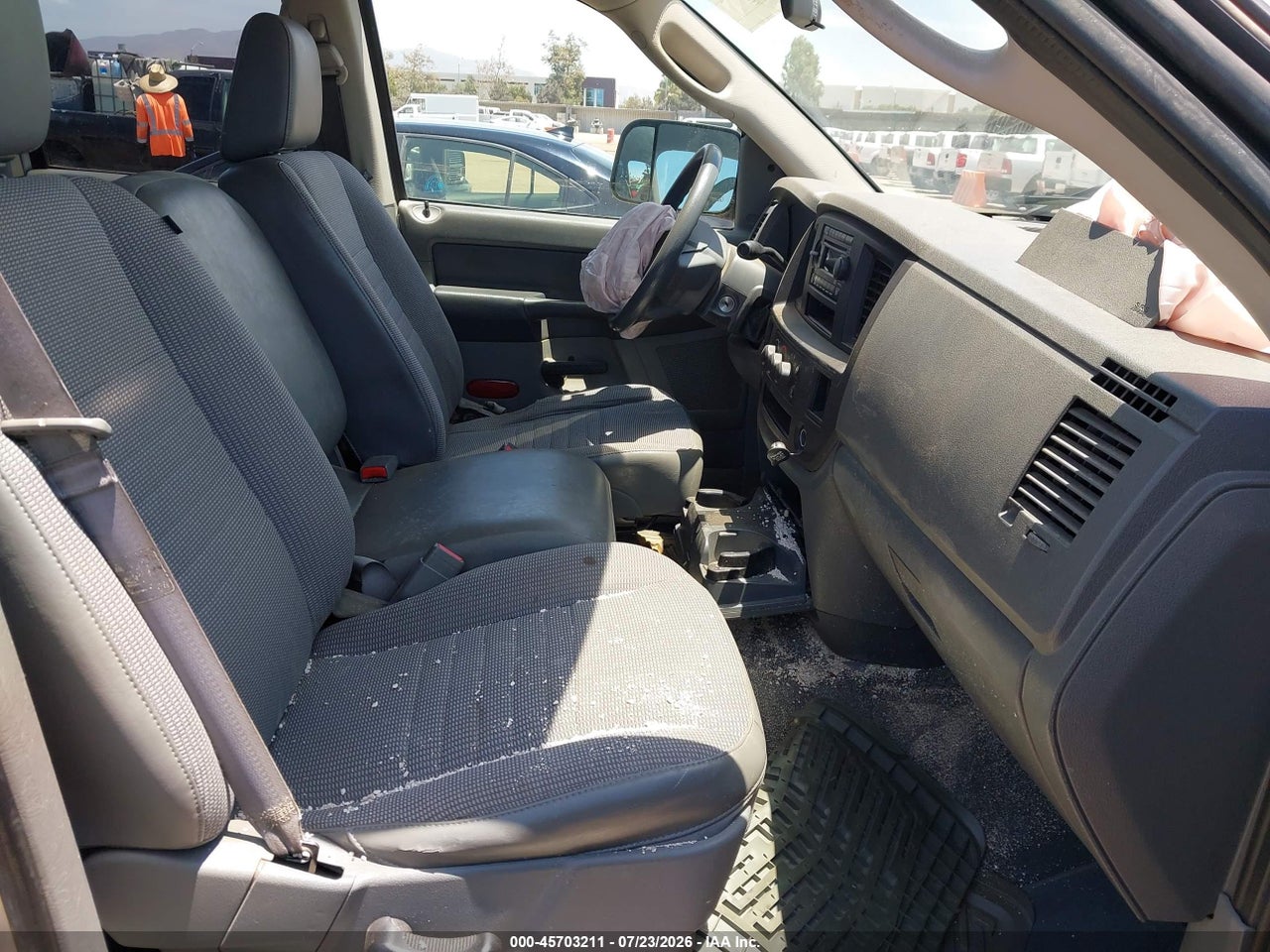 2008 DODGE RAM 1500 ST/SXT · 5/11
