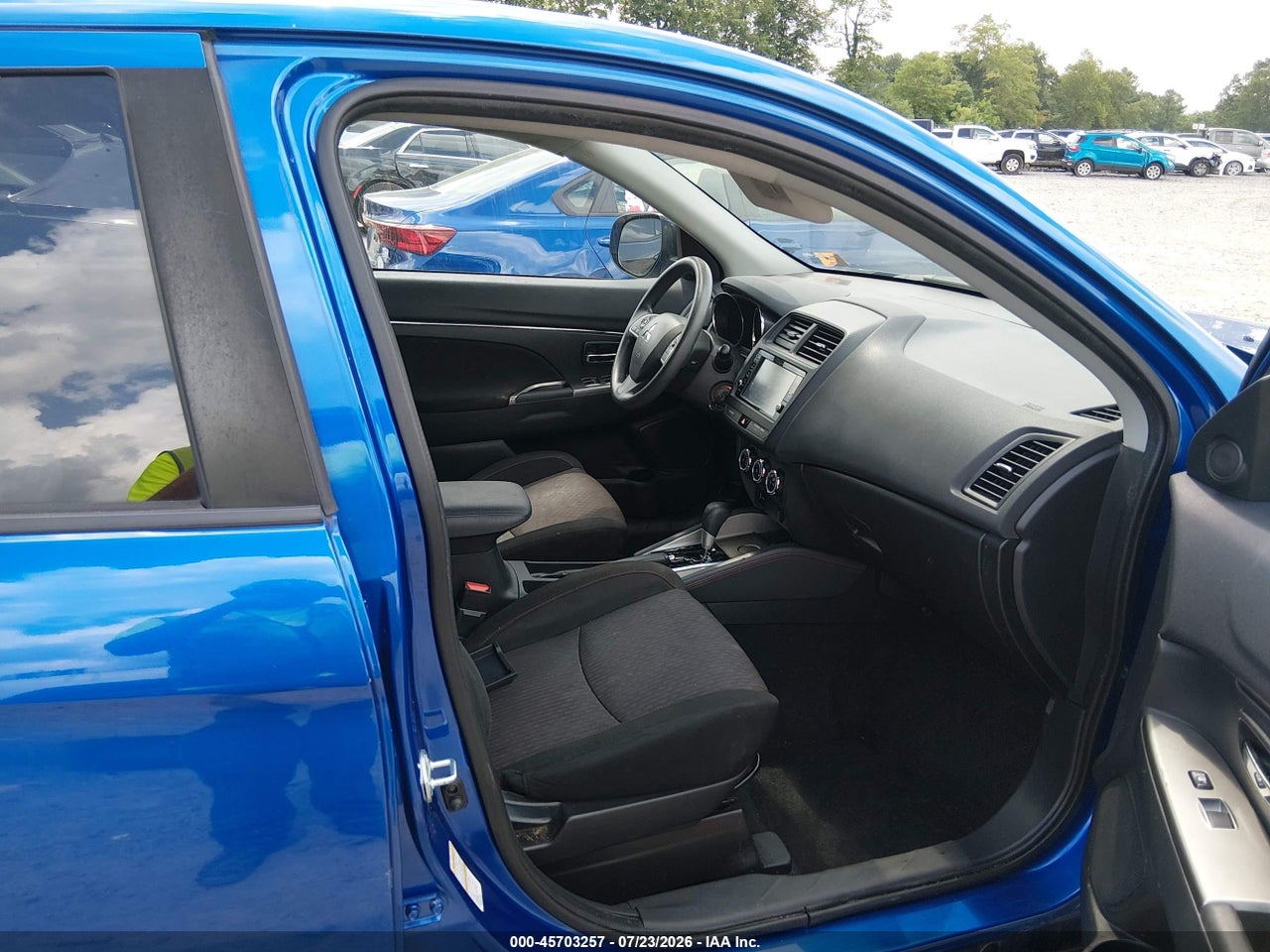 2019 MITSUBISHI OUTLANDER SPORT 2.0 ES · 5/11