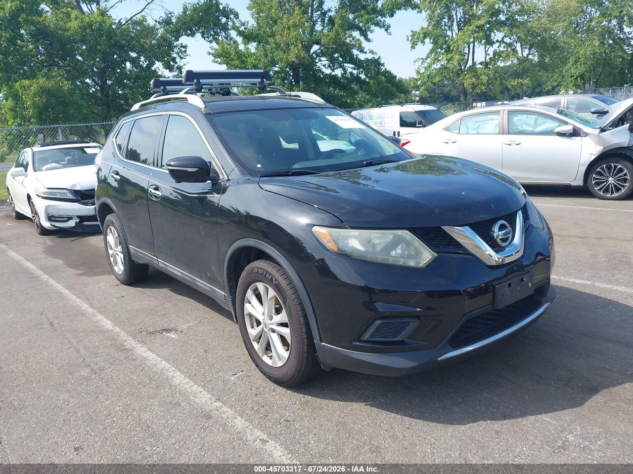 5N1AT2MVXFC****** · 2015 NISSAN ROGUE SV