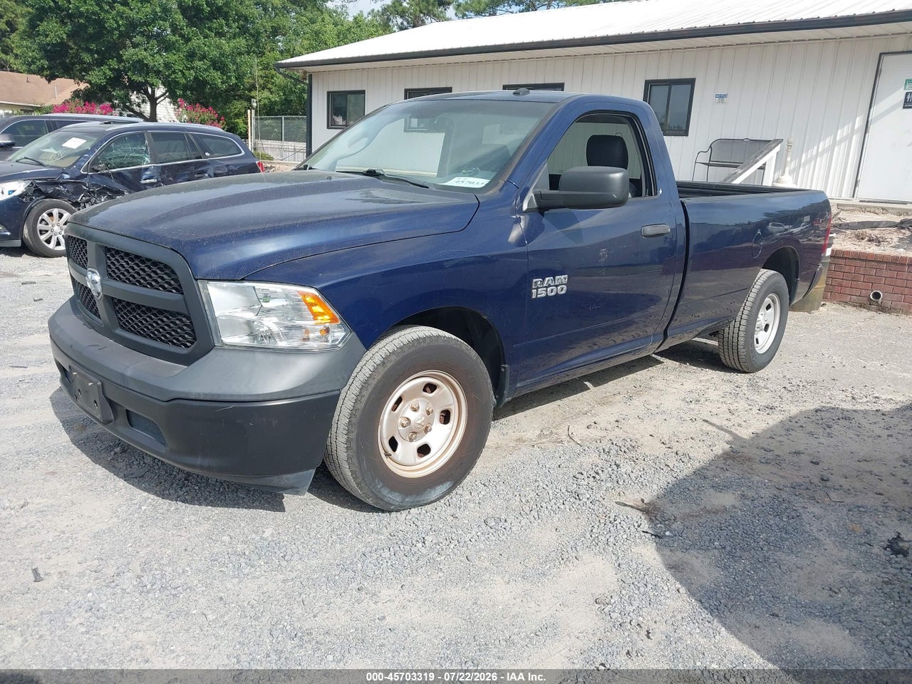 2018 RAM 1500 TRADESMAN  4X2 8' BOX · 2/11
