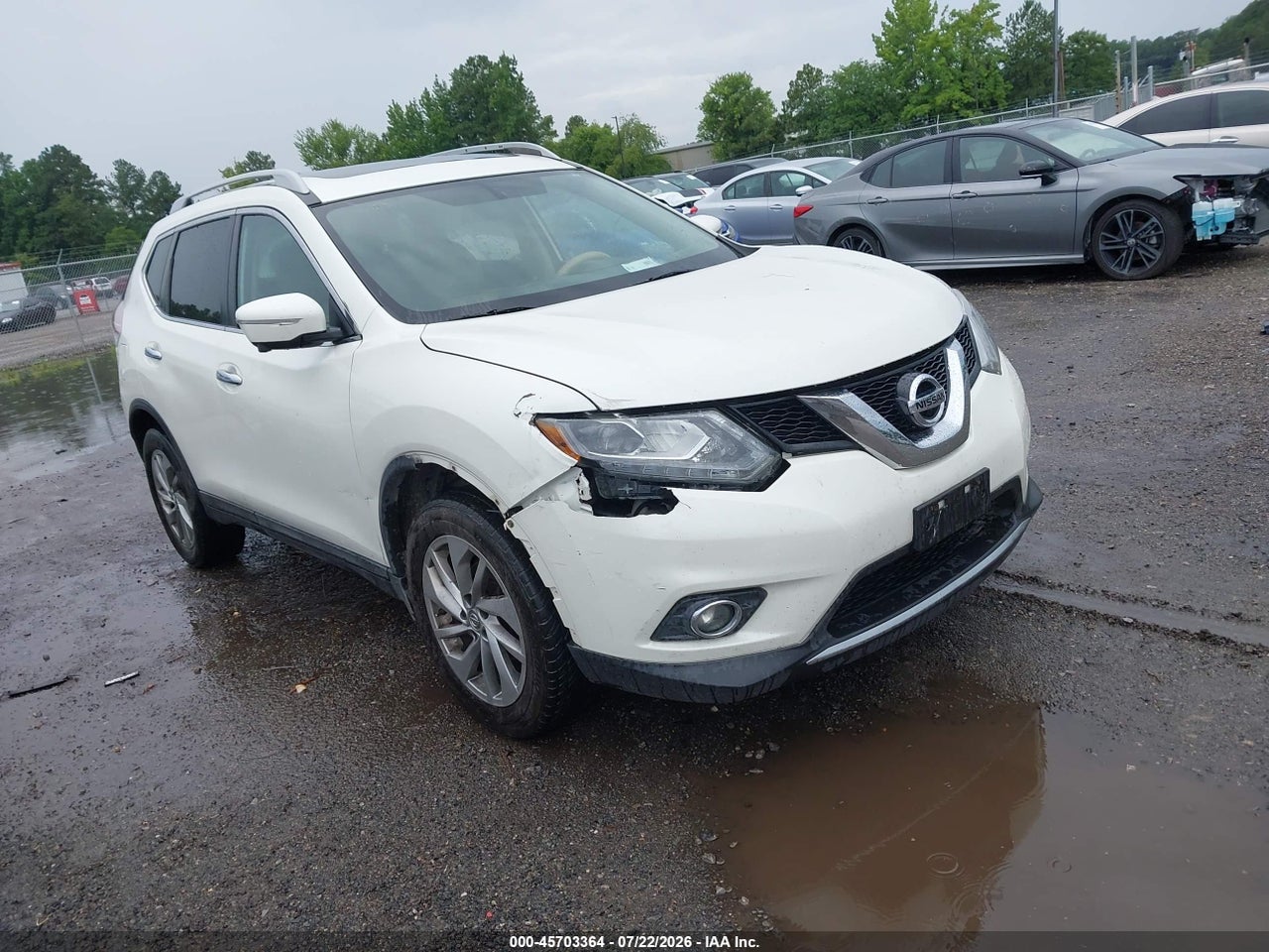5N1AT2MV0FC****** · 2015 NISSAN ROGUE SL