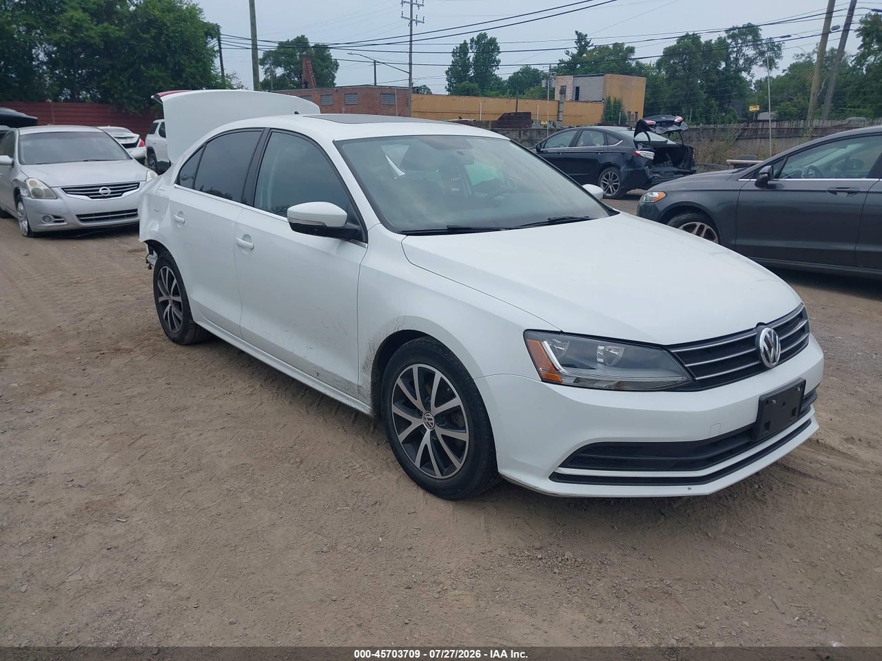 3VWDB7AJ7HM****** · 2017 VOLKSWAGEN JETTA 1.4T SE