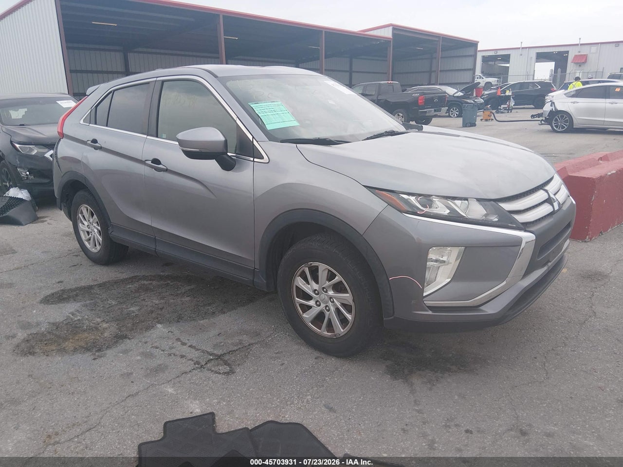 JA4AT3AA5KZ****** · 2019 MITSUBISHI ECLIPSE CROSS ES