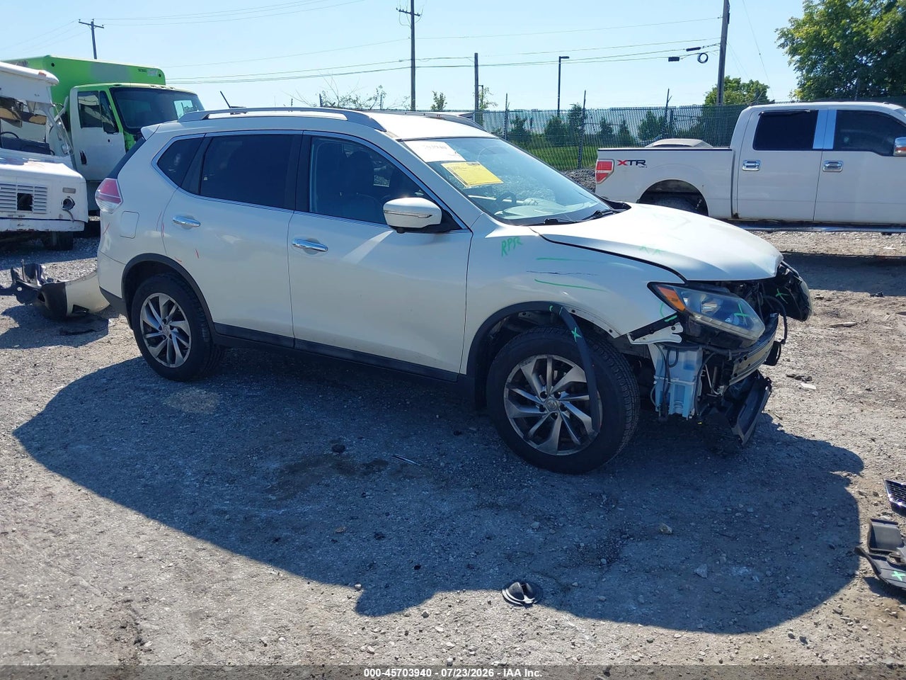 5N1AT2MV4FC****** · 2015 NISSAN ROGUE SL